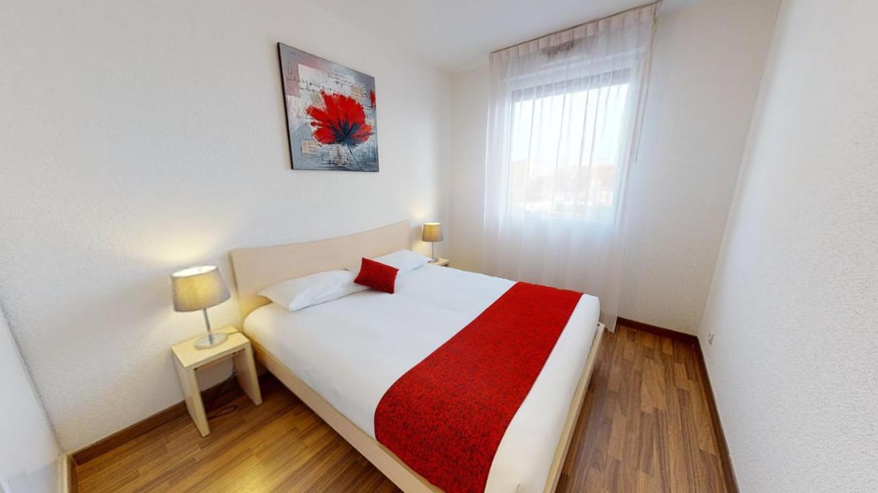 Suite,1068428863:JPEG